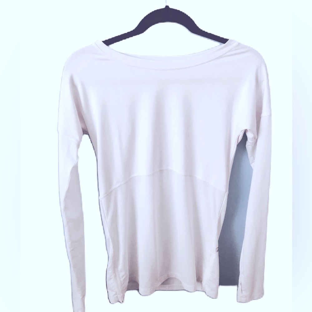Fabletics Cashel white long sleeves active shirt top